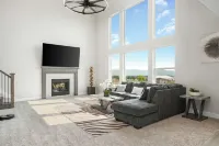 Modern Elegance With Sunning Views