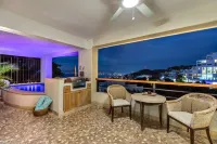 Private pool, stunning views above Zona Romantica