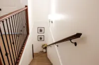 Sicamous Oasis Hotels in Sicamous