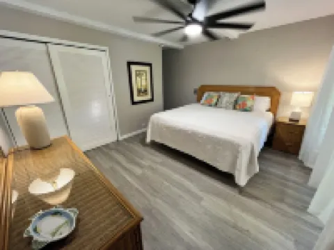 Beautiful Ocean View 2 Bed 2 Bath Condo above the Beach at Cowpet Bay East