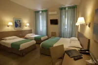 Hôtel Duc de Padoue Hotels in Santa-Lucia-di-Mercurio
