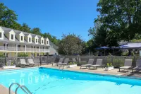 Admiral's Inn Resort - Beach