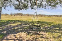 Spacious Texas Getaway w/ Fire Pit & Pond! - 3-Star