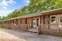 Ingonish Chalets Hotels in 