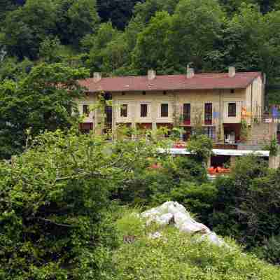 Arcea Mirador de Cabrales Hotel Exterior