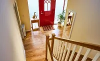 Auchenheglish Lodges - Chapelhill - parking