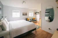 Beatnik Hotel Hotels in Sutton