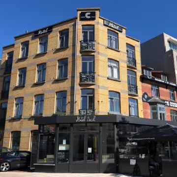 Hotel Cecil