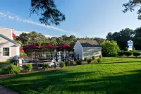 Wellfleet Motel & Lodge