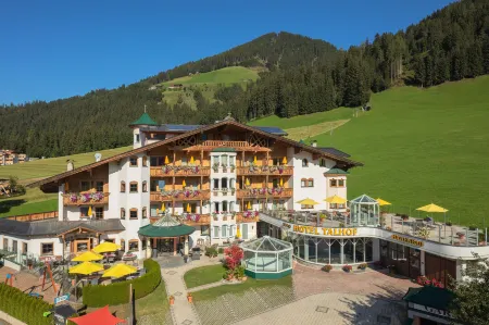 Apparthotel Talhof, Restaurant, Pool Und Spa