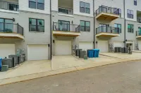 Modern Downtown Apt w/ Balcony in Wake Forest! - Wifi