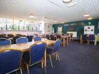 Miles Retreat Hotels in Hayle