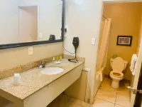 Red Carpet Inn Duncannon - Motels