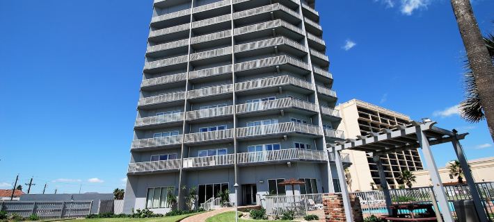 Aquarius Penthouse #2, Dahktari Condo Hotels in Cameron County