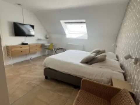 Le Presbytère de Sautour Hotels in Philippeville