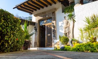 Hotel Hacienda Maria Elena