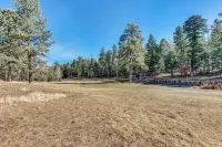Bright Townhome - 1 Mile to Downtown Cloudcroft - 3-Star