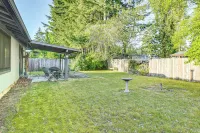 Golf, Hike, Dine & Relax: Home in Port Orchard - 2 estrellas