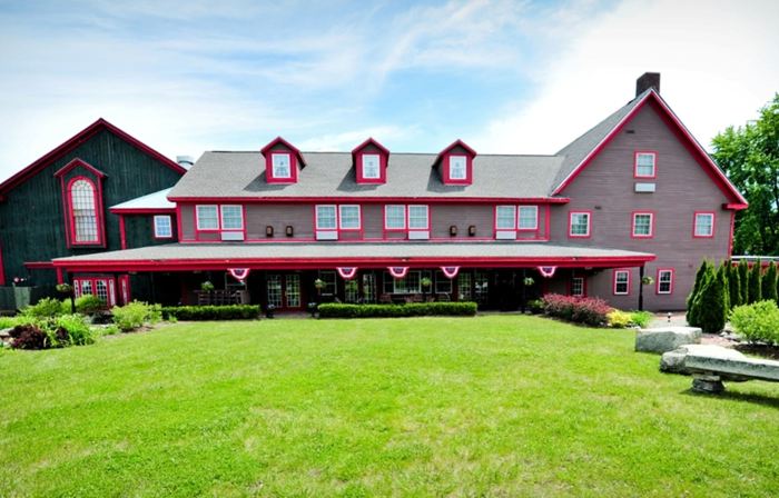 The Common Man Inn & Spa