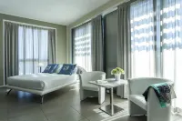 The One Hotel - Designed for Adults - Pet Lovers - parking