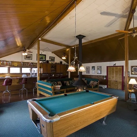 Bromley View Inn