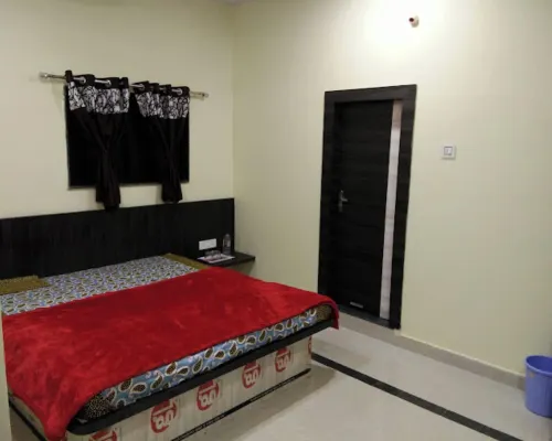 Mayur Guest House Hotels in Chandrapur District