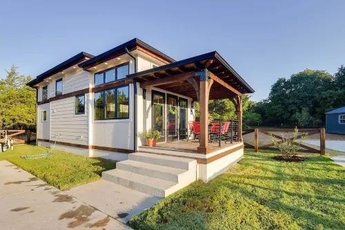 Outdoor Pool and Patio Quiet Whitney Retreat! - 3-Star