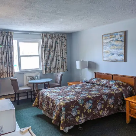 Skyline Motel & Campus Inn