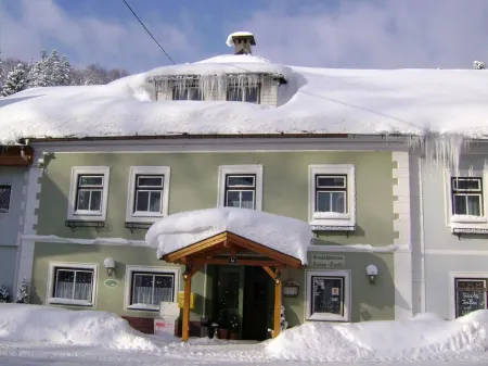 Pension am Lackenbach Отели в г. Scheibbs