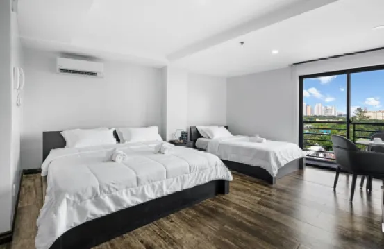 Espacio Hotel Hotels near Blue Mosque