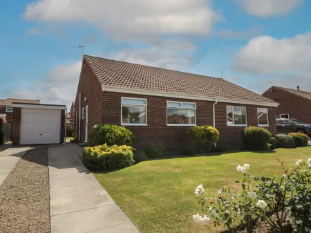 Rose Bungalow Отели рядом с достопримечательностью «Аббатство Уитби»