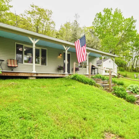 Mountain-View Home in Great Valley Near Hot Spots!