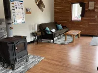Cabin Near Hatcher Pass With Airstrip and Garden Hotels in Fishhook