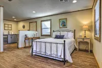 Cozy Fredericksburg Studio Near Wineries! - Kylpylä