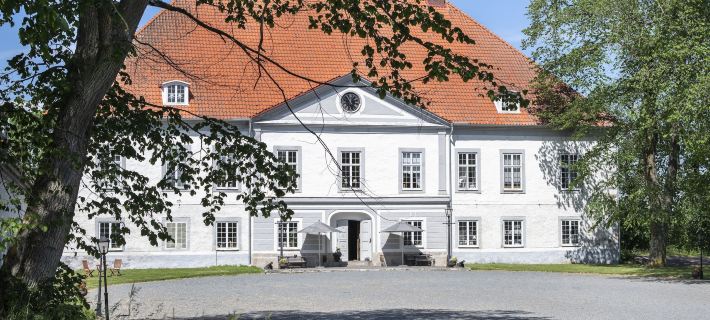 Västanå Slott Hotels in Jonkoping