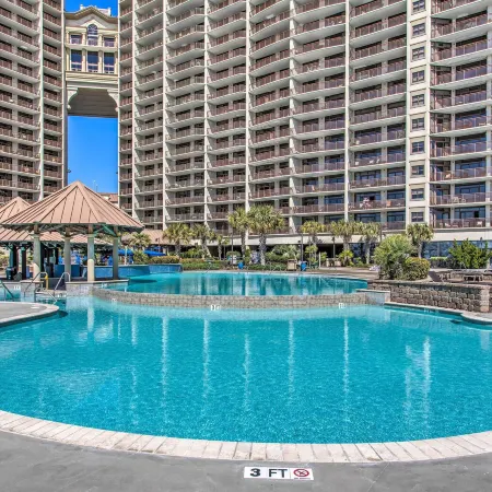 Chic North Myrtle Beach Villa Resort Amenities!