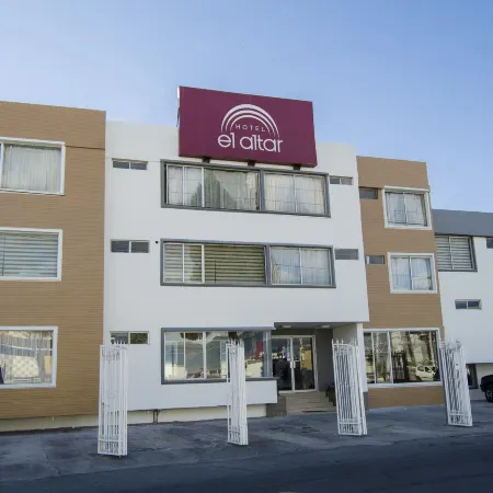 Hotel El Altar