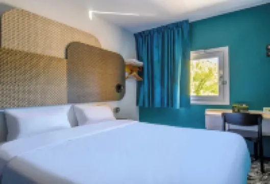 เบดแอนด์เบรกฟาสต์ โฮเทล นีมส์ แคสซาร์ก