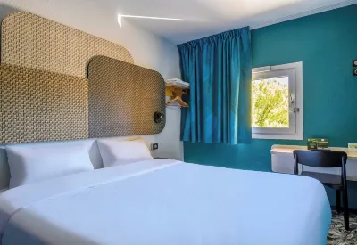 B&B Hôtel Nîmes Caissargues فنادق في Beauvoisin