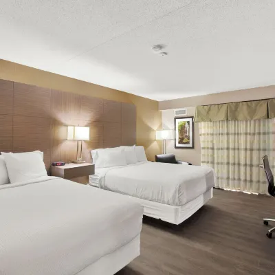 Superior Inn Hotel and Conference Centre Thunder Bay Hotels near Amethyst Mine Panorama
