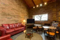 Skylight Inn Willoughby - Cleveland Mentor Hotels in Willoughby