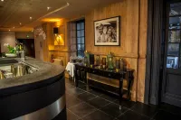 The Originals Boutique la Maison Rouge Lens Ouest Hotels in Noeux-les-Mines
