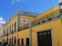 Tilia Hostel Hotels in Faro