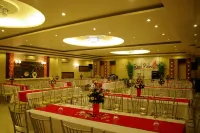 The Red Palm Suites and Restaurant Hotels in Butuan