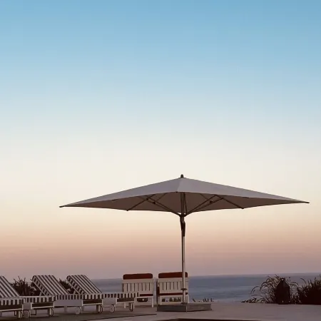 Casa Pôr do SAL - Boutique Guesthouse with Heated Pool & Sea Views