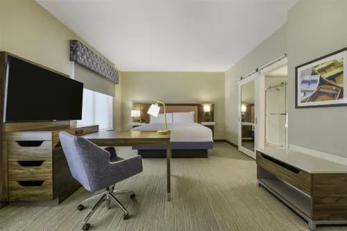 Hampton Inn & Suites by Hilton  Decatur - 2-Star
