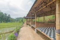 RedDoorz Resort Syariah @ Batu Apung Purwakarta Hotels in Bojong