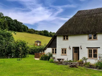 The Thatch at Winterborne Houghton