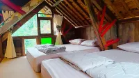 Kebun Hanoman Villa Hotel dekat Candi Cetho