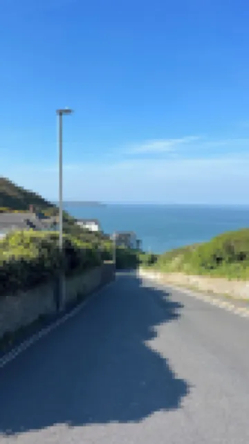 Coastal Ground-Floor Apartment with Sea Views – Dog Friendly